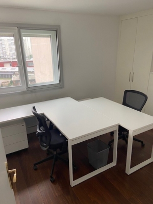 Bureau 2.jpg